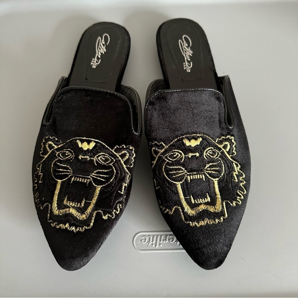 Cathy Din Bravia Embroidered Black Flat Mules Size 7 - Picture 3 of 10